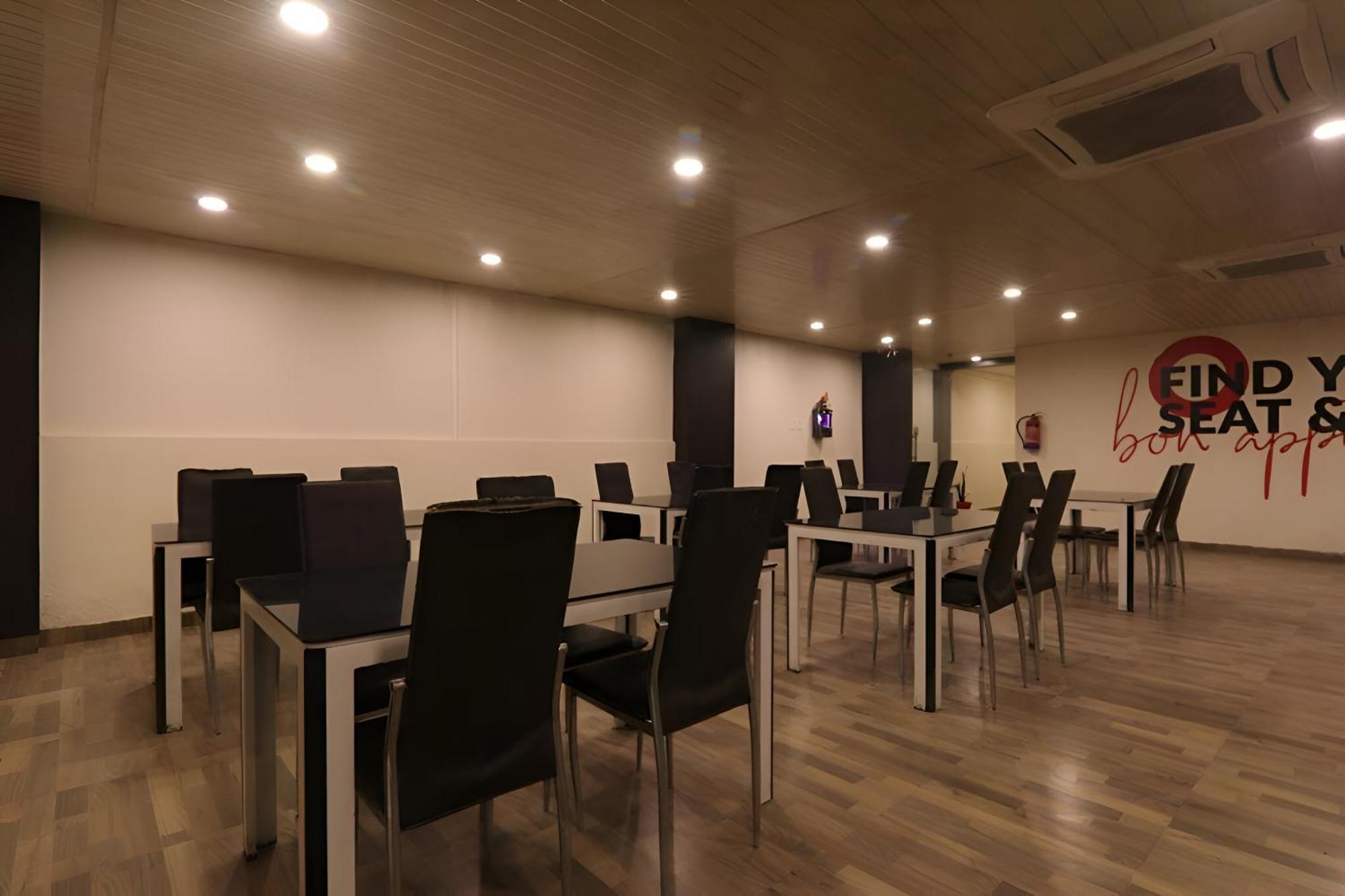 Bsa Gomtinagar Matiyari Hotel 3*